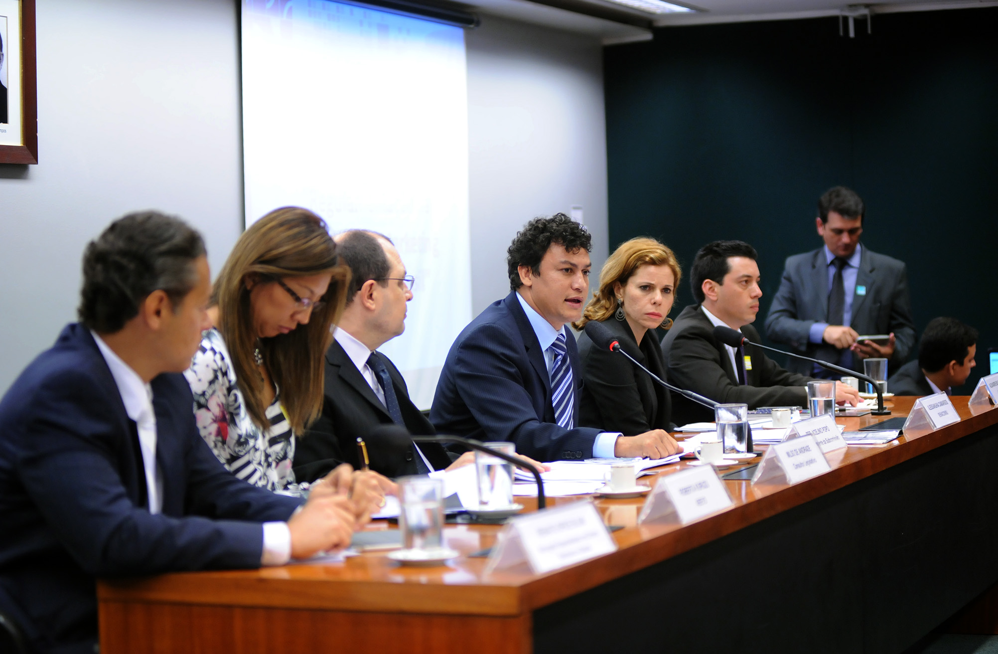 Subcomissão apresenta proposta de regulamentação do marketing multinível