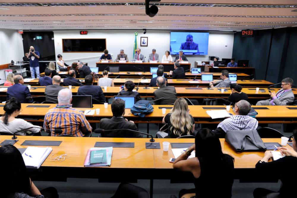 “A Faixa de Gaza é um imenso campo de concentração”, afirma embaixador da Palestina no Brasil em audiência pública