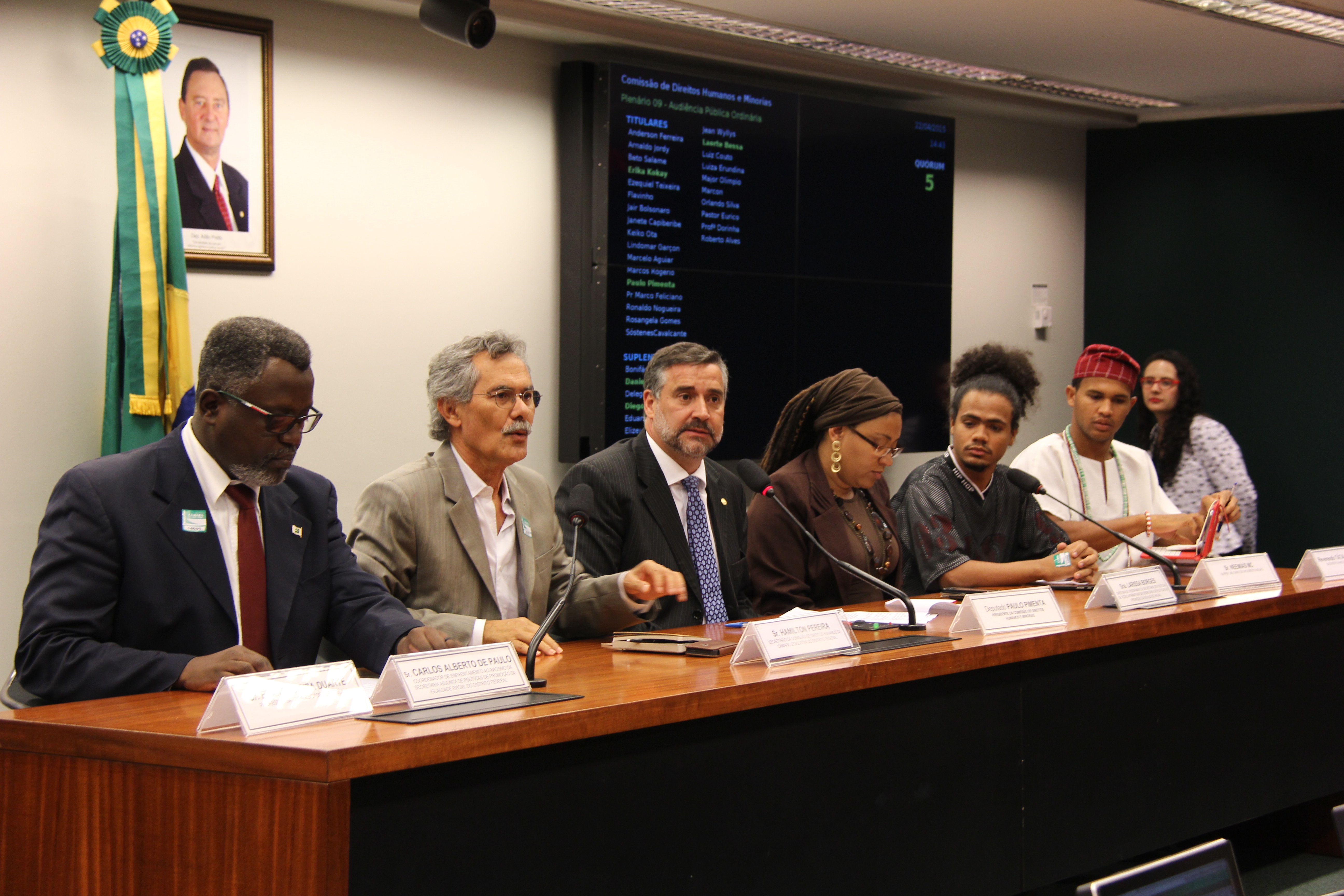 Jovem negro no DF tem seis vezes mais chance de ser assassinado do que um branco 