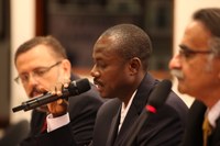 “Tropas estrangeiras no Haiti atentam contra nossa autodeterminação”, destaca senador haitiano