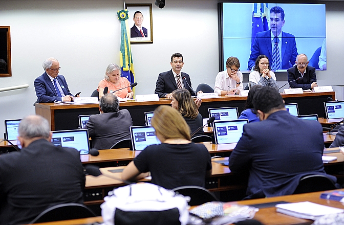 Audiência Pública alerta descontinuidade dos programas de proteção à testemunha e de defensores de Direitos Humanos 