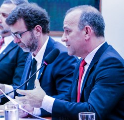 Aulas sobre tortura e métodos de execução: parlamentares pedem ao MP paulista investigação e punição de professores de curso para a polícia