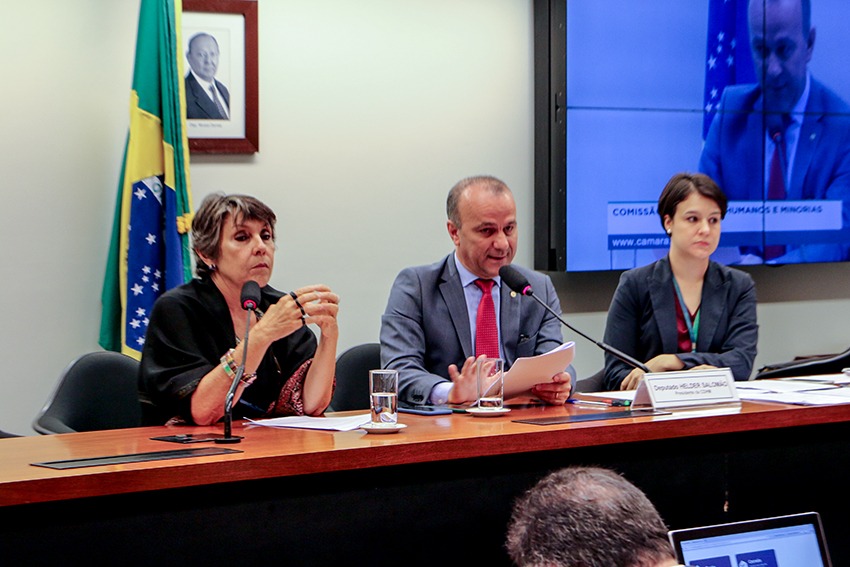 CDHM aprova dia dos povos indígenas