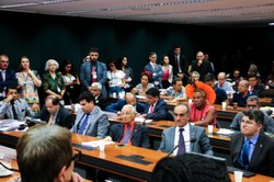 CDHM debate violência contra defensores de direitos humanos e as consequências da reforma da Previdência para grupos vulneráveis   