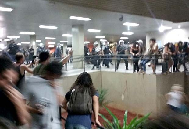 CDHM denuncia nova repressão policial a manifestantes no DF em protesto contra aumento da tarifa de transporte