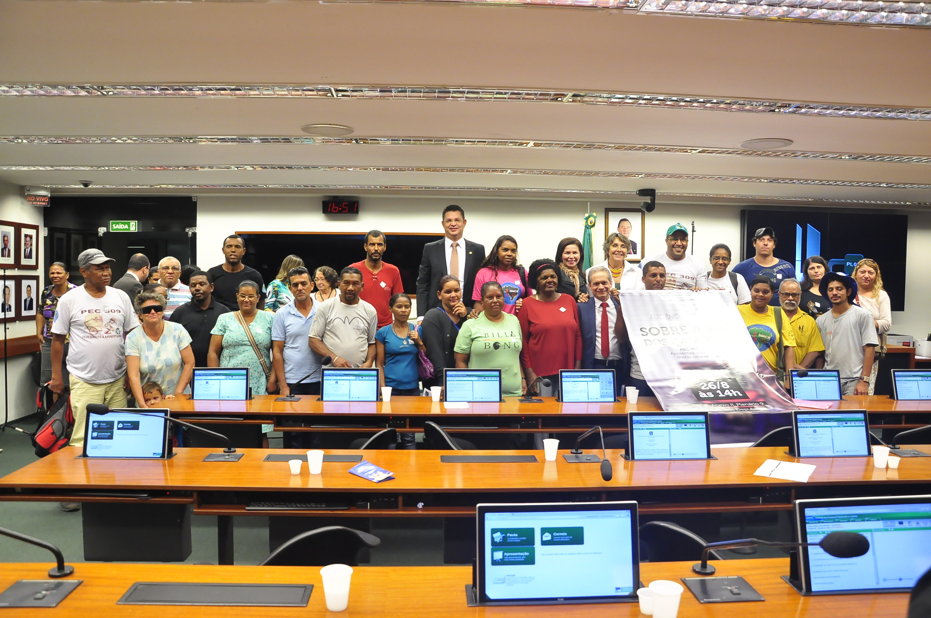 Comissão defende inclusão do catador de material reciclável como segurado da previdência social