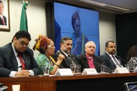 Comissão realiza diálogo em defesa do respeito entre religiões e da laicidade do Estado