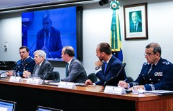 Comissões da Câmara recebem informações sobre cocaína em avião da FAB 