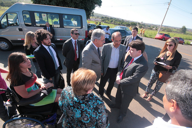 Comitiva de deputados faz visita a Centro de Internamento e Reeducação da Papuda