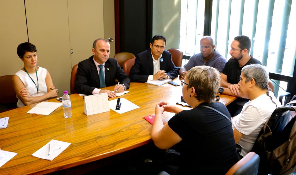 Conade pede apoio da CDHM para impedir extinção de conselhos proposta pelo governo 