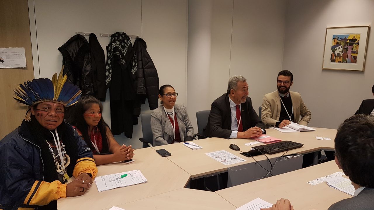 Deputados da CDHM estão no Parlamento Europeu denunciando violações de Direitos Humanos de indígenas no Brasil