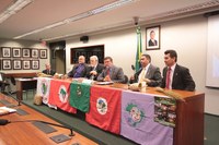 Deputados homenageiam Dom Tomás Balduíno