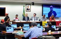 Estado compactua com aumento da violência no campo, dizem debatedores