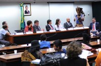 Presidente Assis do Couto busca manter líder indígena em Brasília  