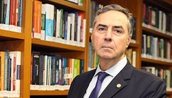 Luís Roberto Barroso, do STF, suspende despejo de indivíduos e famílias vulneráveis