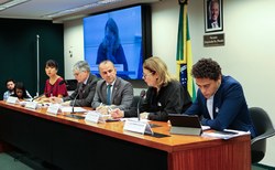 Medidas do governo contra a Lei de Imigração dificultam a situação de refugiados no país