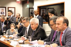 Ministro explica para três comissões da Câmara o acordo entre Brasil e EUA para uso da Base Aérea de Alcântara