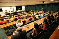 Mobilização dos povos indígenas se opõe à votação de parecer à PEC 215