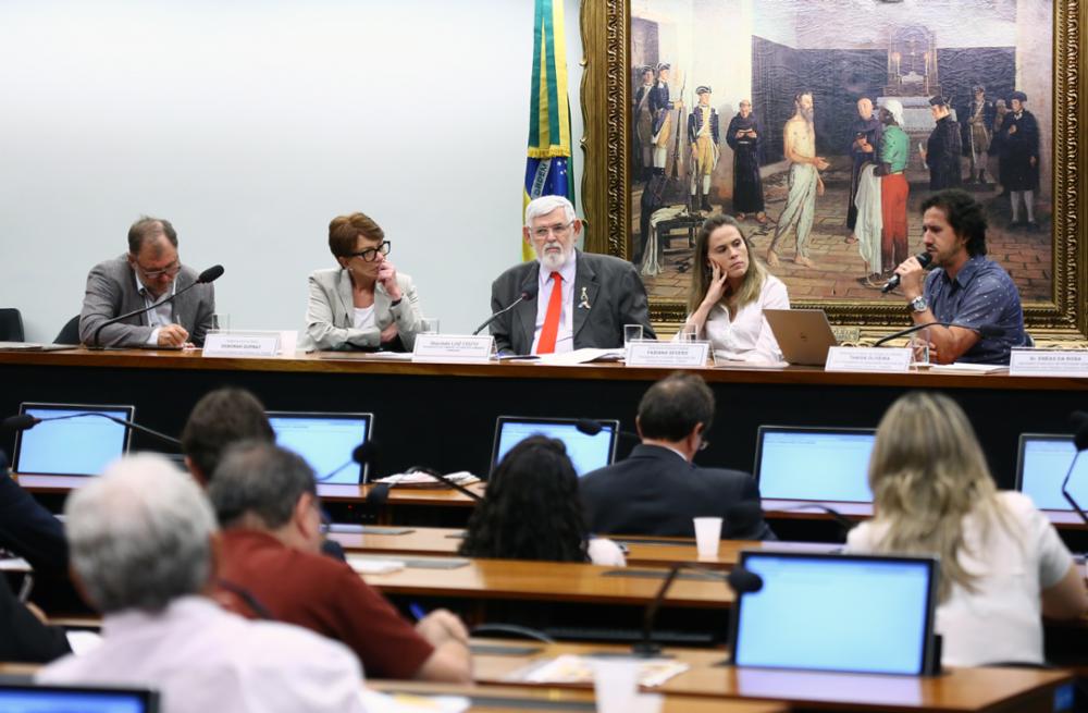 Movimentos e entidades de Direitos Humanos apresentam demandas e seguem vendo a CDHM como espaço de defesa dos DH