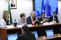 No Dia Internacional de Enfrentamento à LGBTIFobia, CDHM realiza audiência sobre crimes de ódio contra população LGBTI