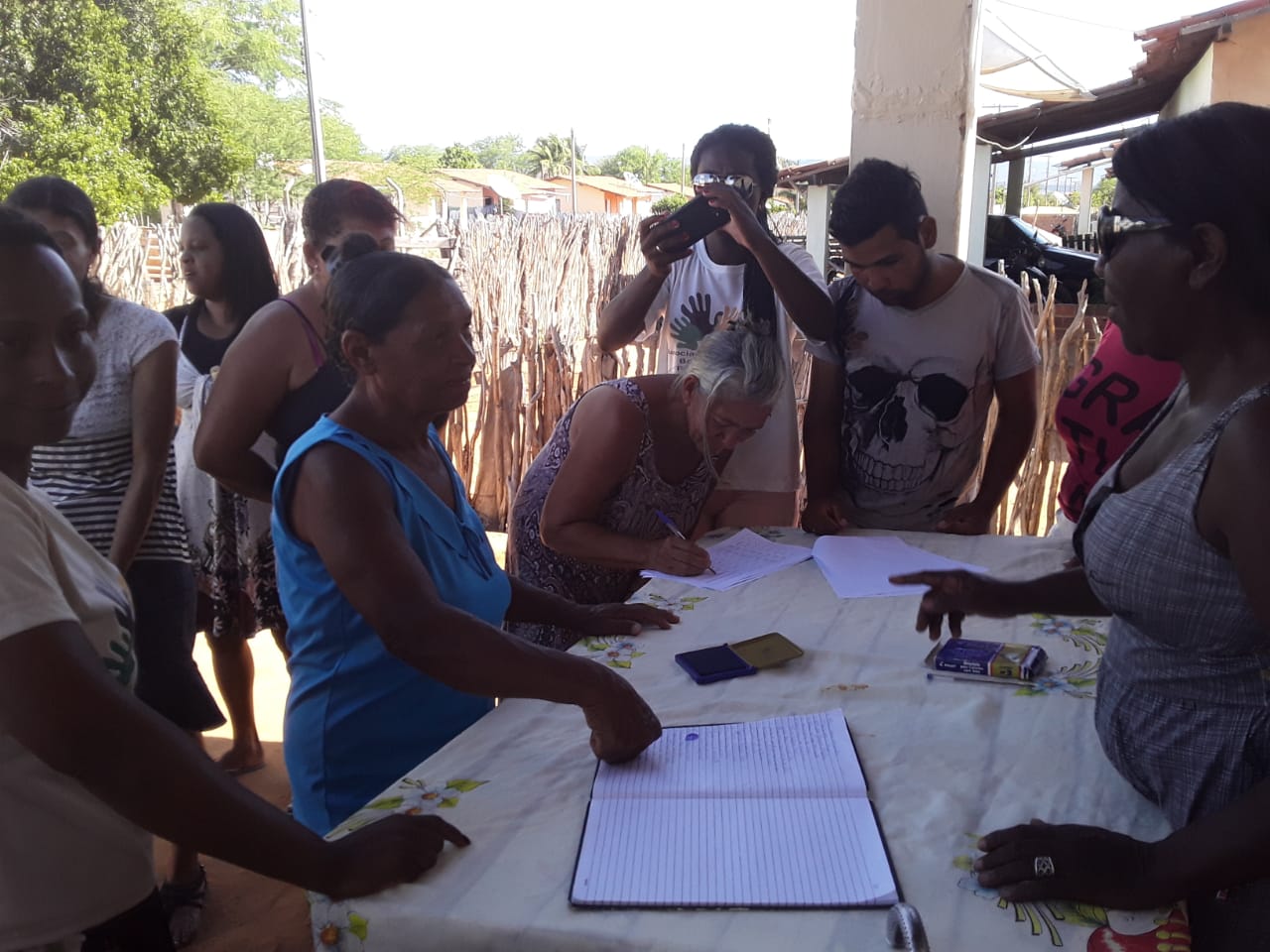 Presidência da CDHM solicita alimentos para comunidade Quilombola em Pernambuco