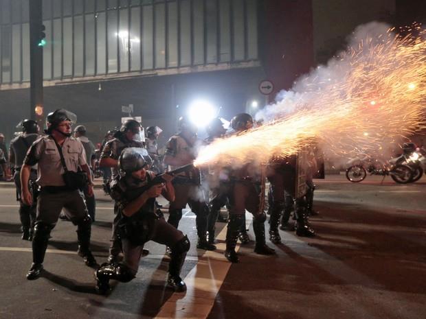 Presidente da CDHM alerta para escalada da violência policial contra manifestações