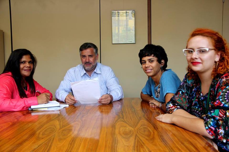 Presidente da CDHM apoia o (L)ocupa Brasília