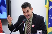 Presidente da CDHM participa de dois debates sobre Direitos Humanos em MG