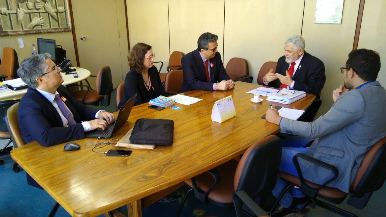 Presidente da CDHM recebe representantes da Maurício de Souza Produções e debate direitos humanos de crianças e adolescentes