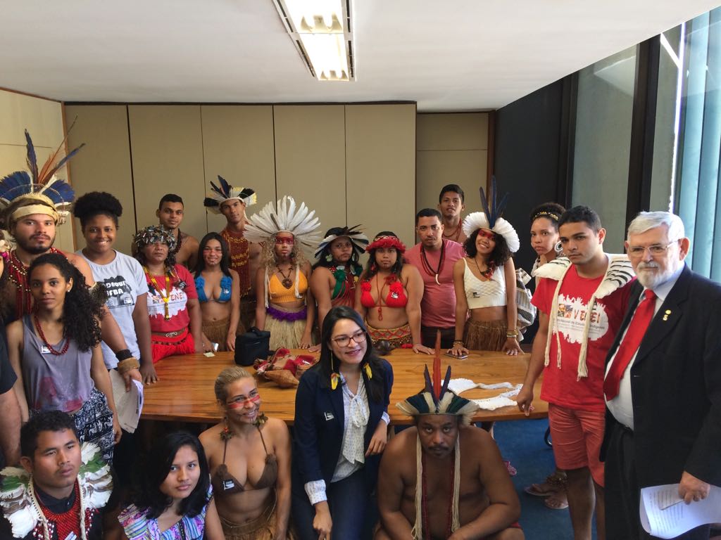 Presidente da CDHM recebe representantes de povos indígenas que pedem apoio na luta contra PLs que retiram direitos