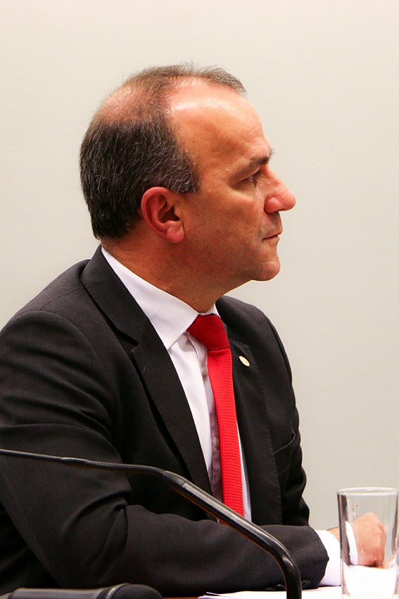 Presidente da CDHM solicita ausência de agente de custódia em exame de corpo delito 