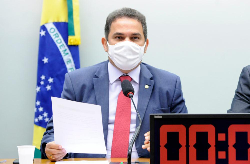 CDU aprova projeto de lei que permite aos usuários escolherem o local de desembarque em transporte público durante a noite 