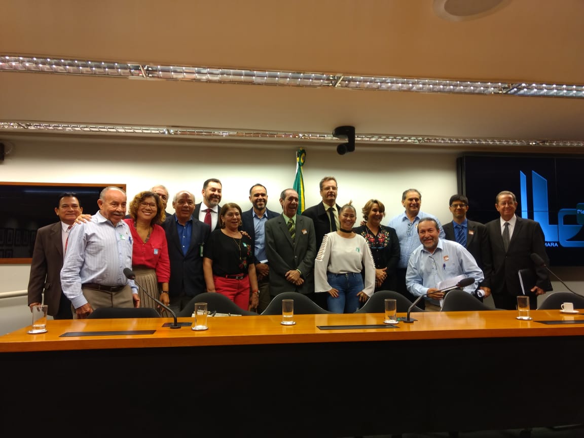 CDU debate o cercamento com grades dos prédios residenciais do Cruzeiro Novo-DF