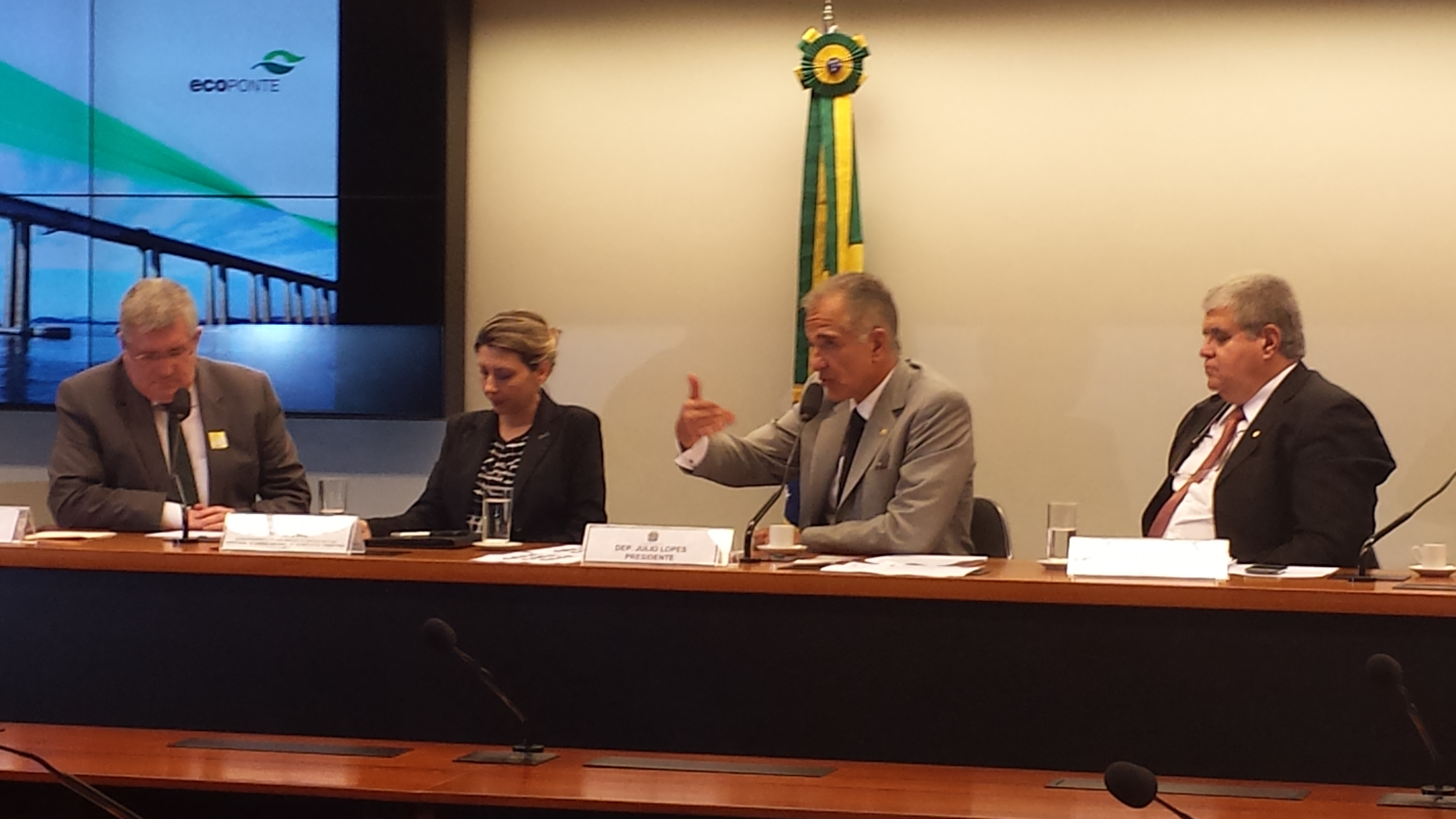 CDU e CVT discutem em audiência concessão da Ponte-Rio Niterói
