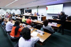 CDU participa de seminário conjunto para discutir os 30 anos da Política de Redução de Danos