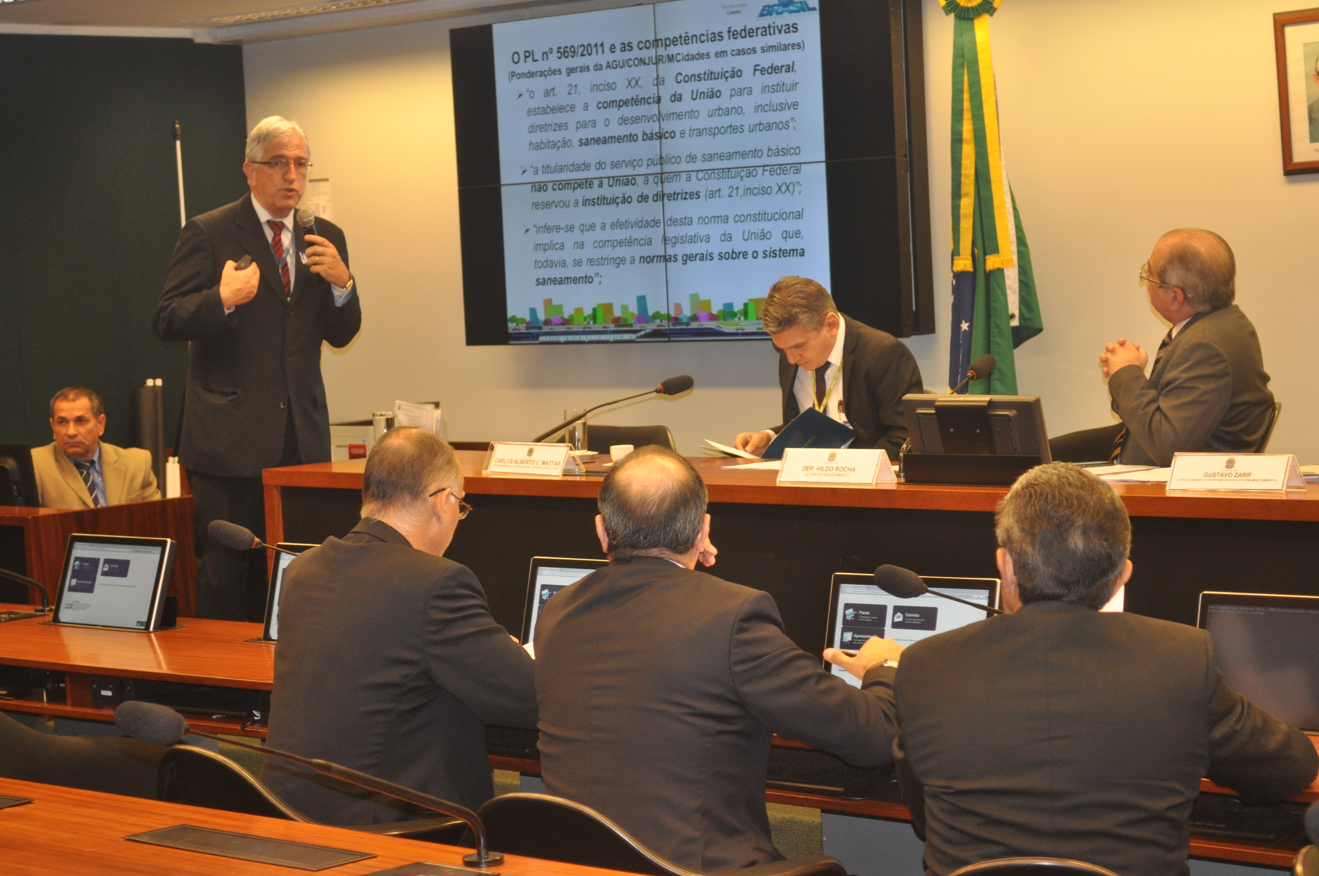 CDU realiza audiência pública na área de saneamento e energia elétrica