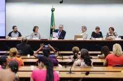 Crise da moradia é tema de debate na CDU