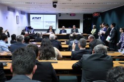 Demarcação dos terrenos da Marinha