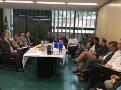 Deputada Margarida Salomão apresenta planejamento para a CDU em 2018 e recebe propostas da sociedade civil