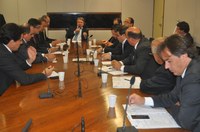 Mesa-redonda discute situação do saneamento no Brasil