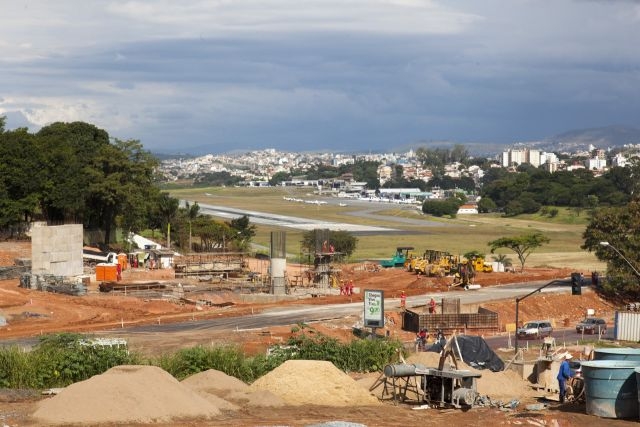 Ministro Valmir Campelo debate mobilidade urbana para a Copa