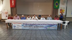 No Paraná, urbanitários e lideranças priorizam saneamento com controle da sociedade