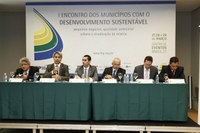 Presidente da CDU participa de evento da Frente Nacional de Prefeitos em Brasília