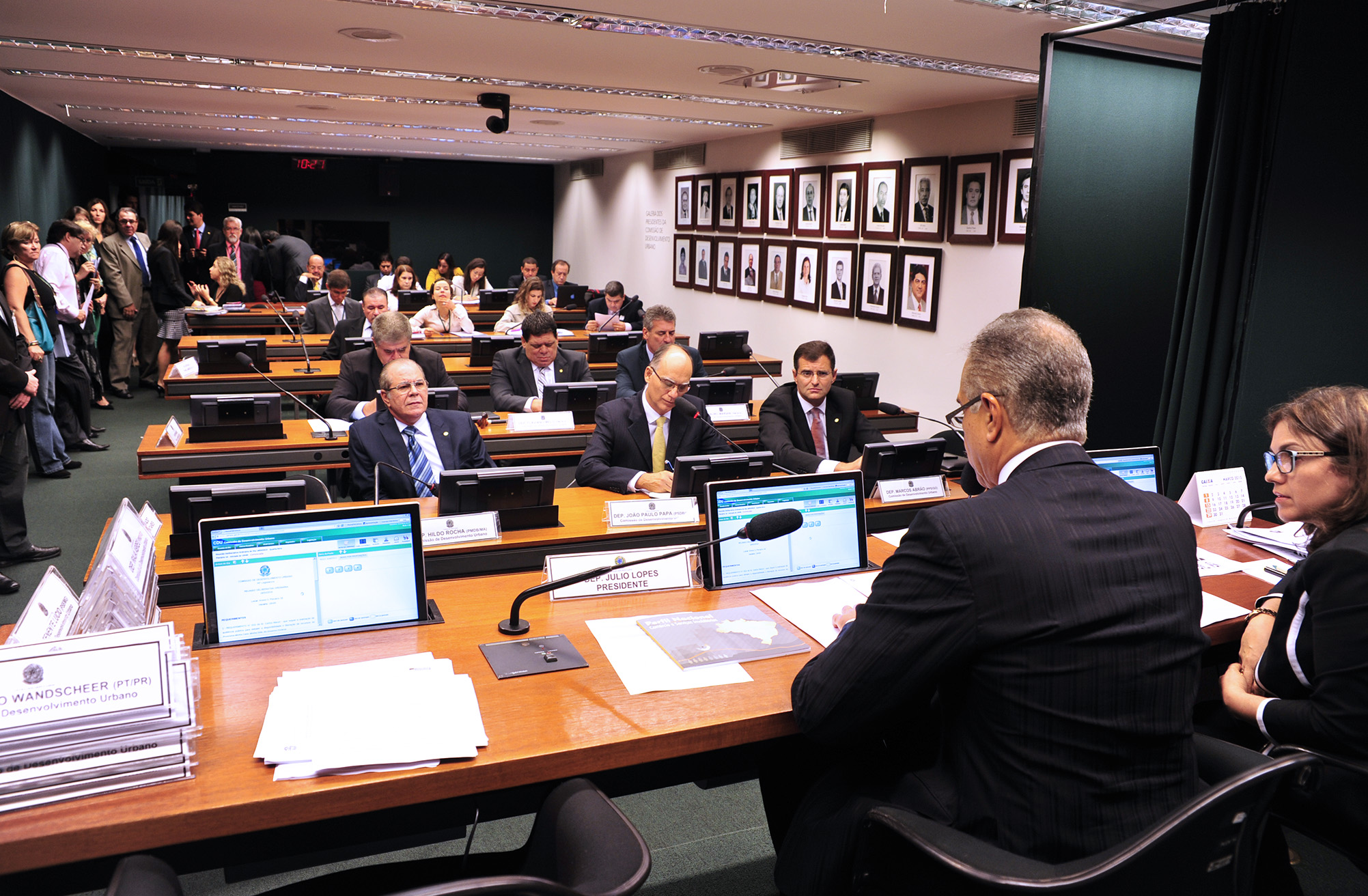 Programa Minha Casa Minha Vida será discutido na CDU