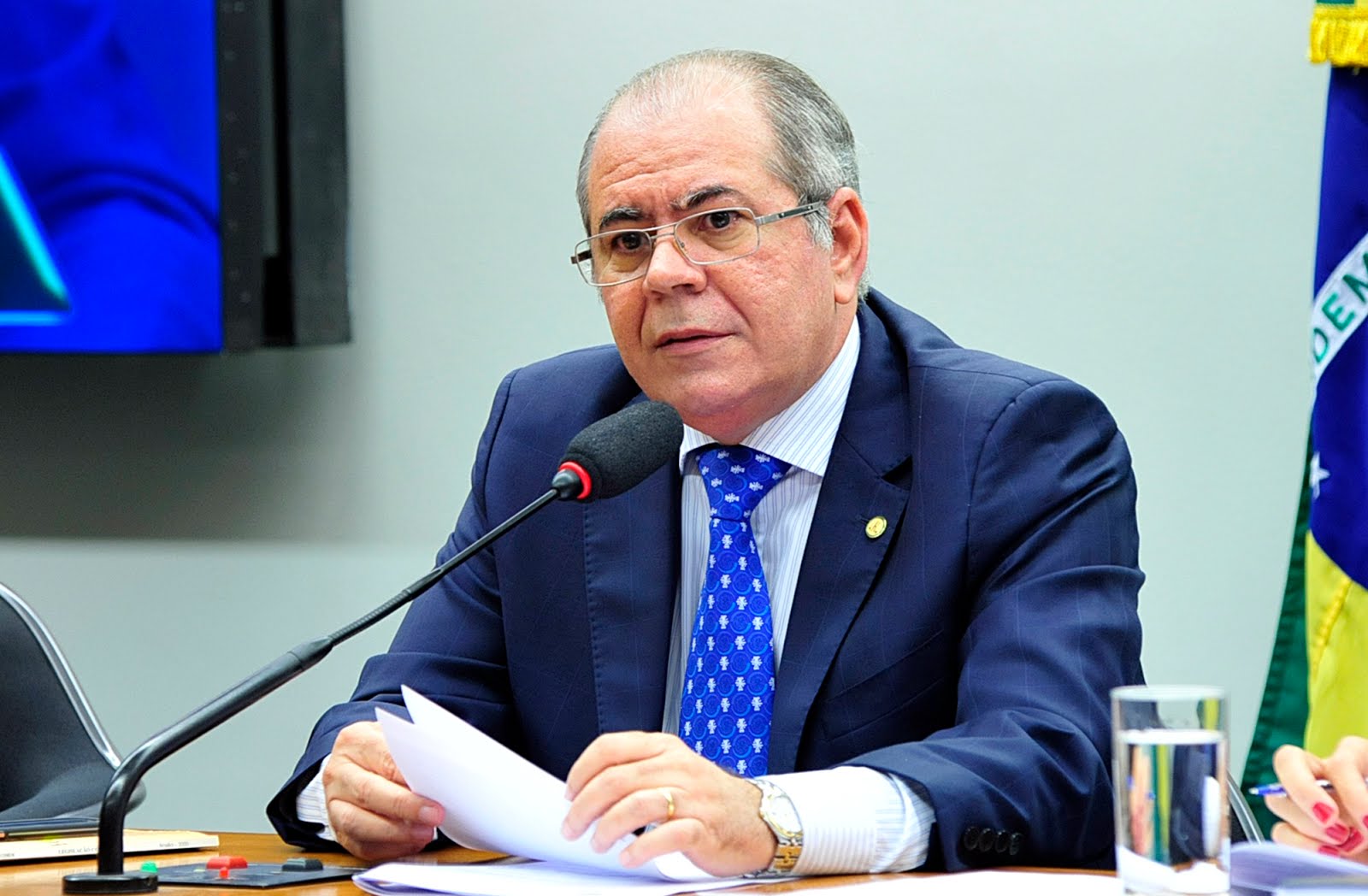 Projeto de Lei que obriga a instalação de padrão de entrada de água e energia será analisado pela CDU