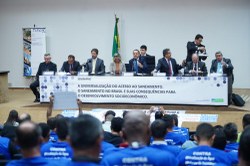 Seminário discutiu sobre a universalização do acesso ao saneamento