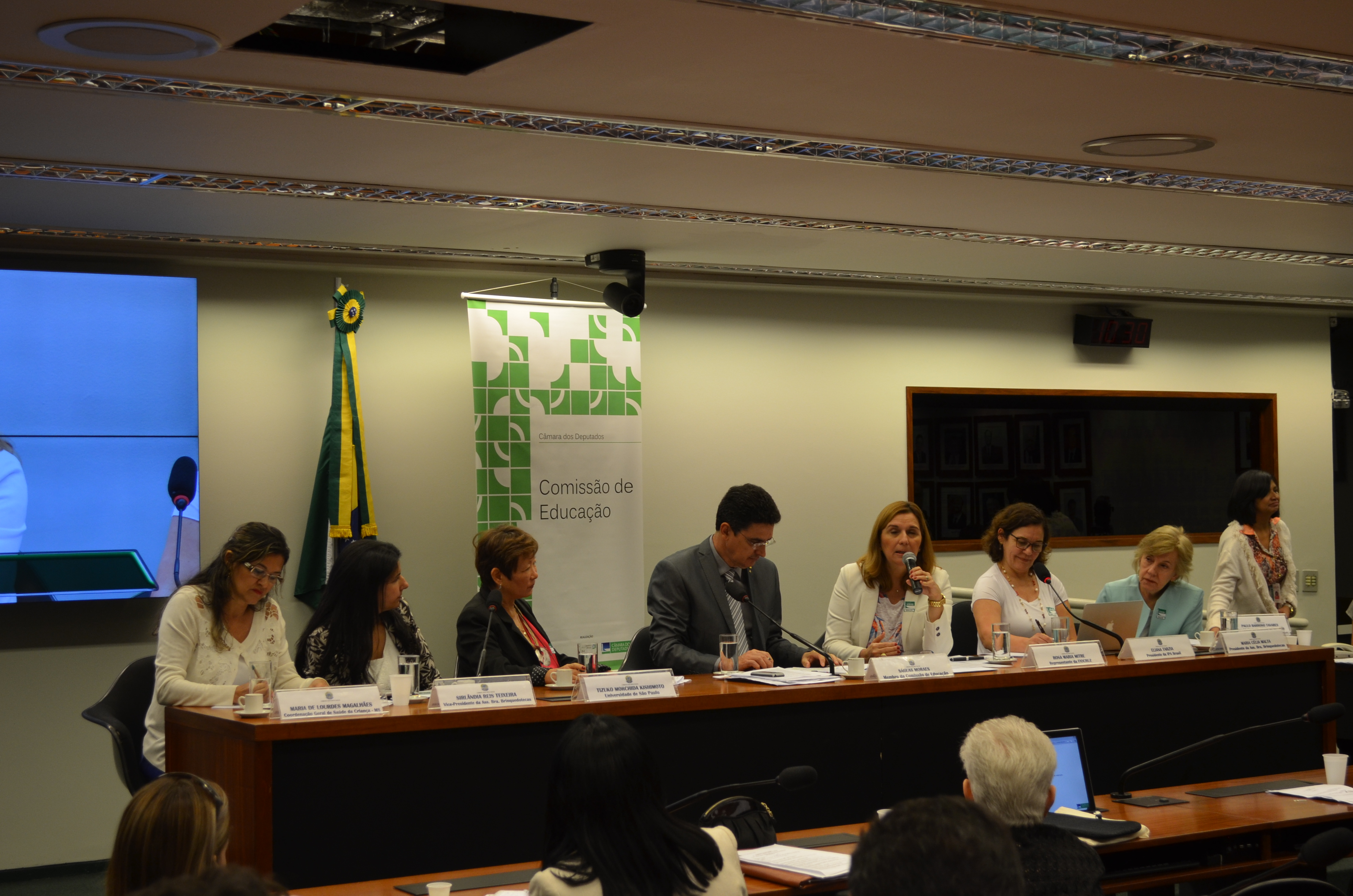 03/09/15 - Audiência Pública sobre brinquedotecas em áreas pediátricas nos hospitais 