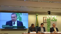 05/05/15 - Audiência sobre o Orçamento do Ministério da Educação e Alocação de Recursos da Pasta(2)