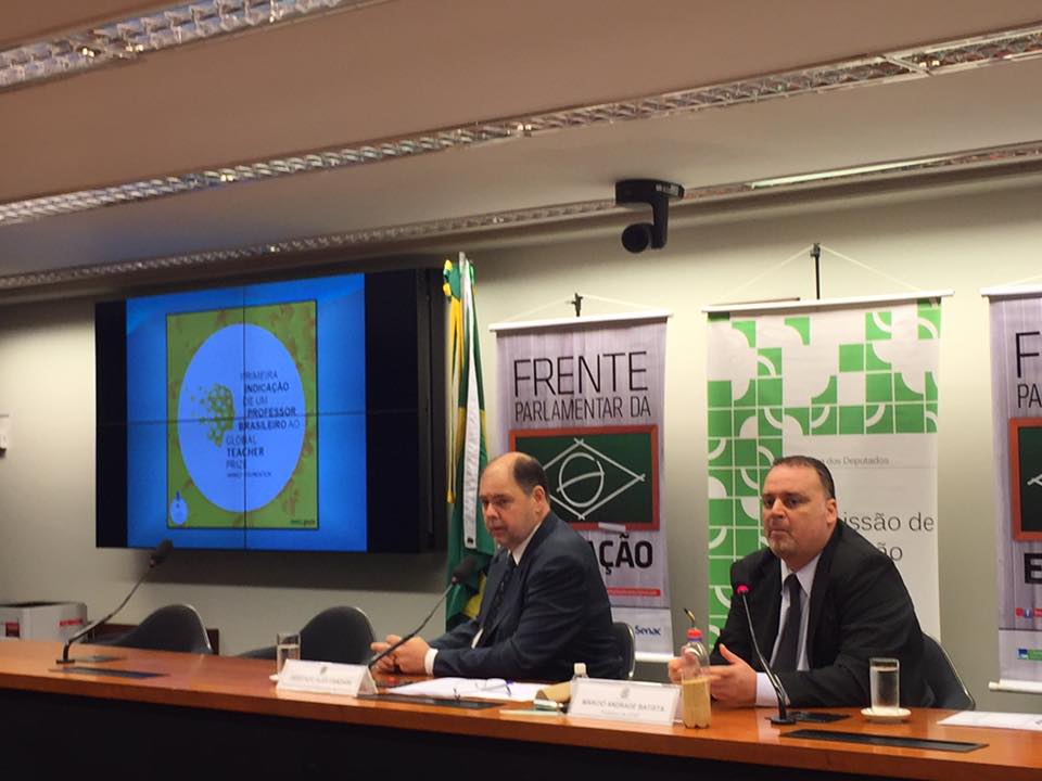 22/06/16 - Palestra "O que fez um brasileiro ser reconhecido entre os 50 melhores professores do mundo"