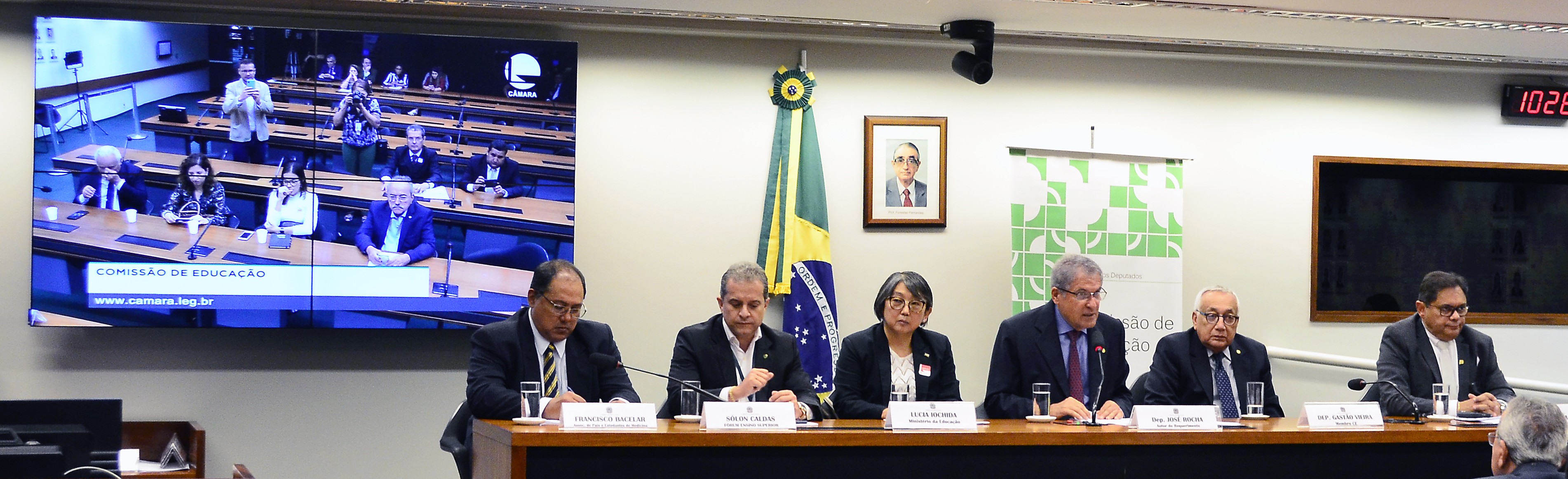 Apresentações da audiência pública, dia 19/11/19, sobre o tema Financiamento de estudantes de medicina